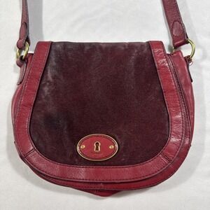 Fossil Messanger Red Cranberry Genuine Leather Medium Purse Crossbody Handbag